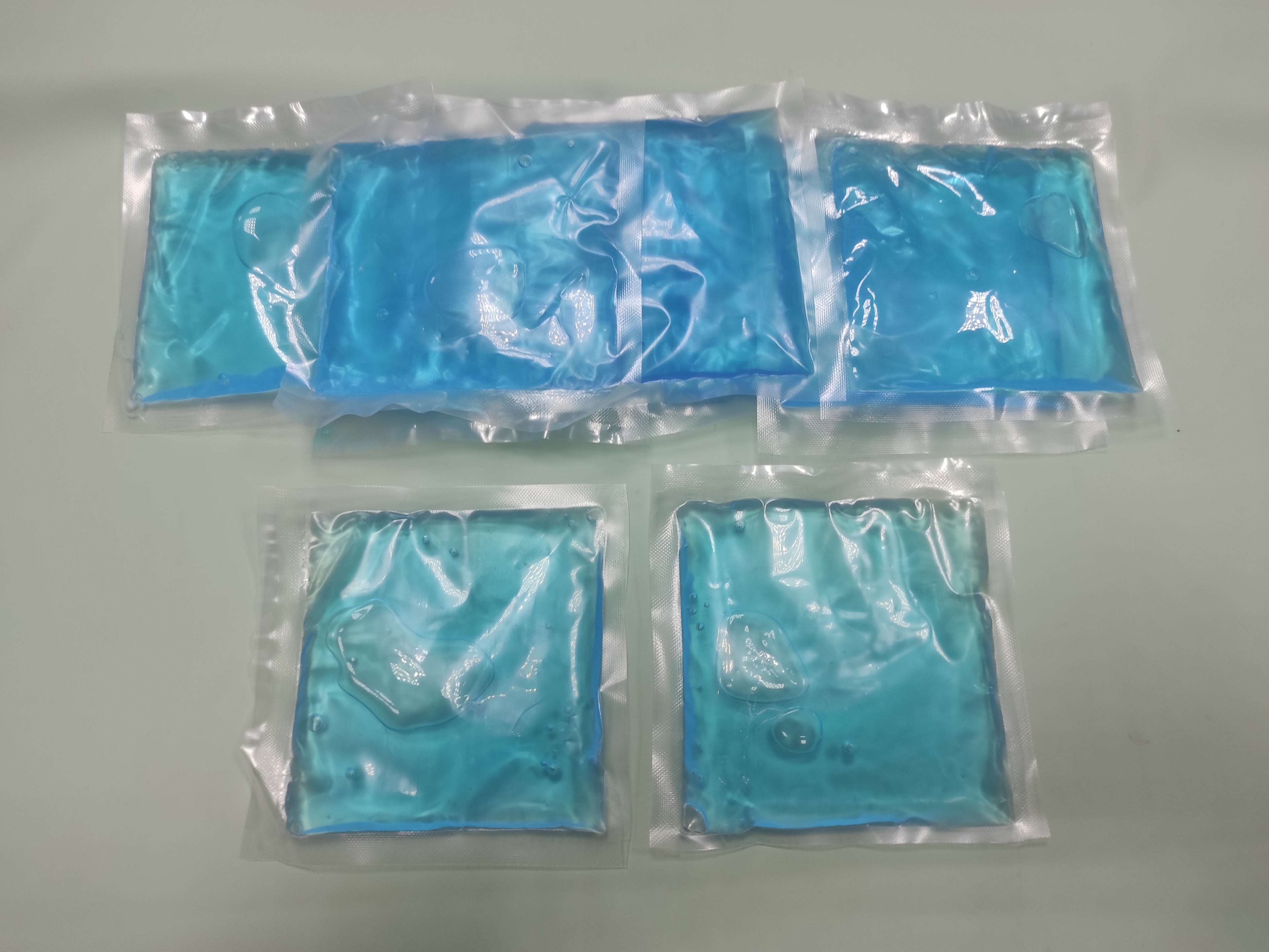 SICAK SOĞUK KOMPRES - 13x13 cm BUZ JEL 100 AD.